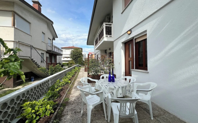 Quiet Apartment With Garden