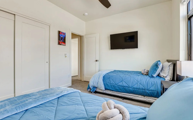 Ski-in/ski-out Granby Ranch Retreat: Pool Access!