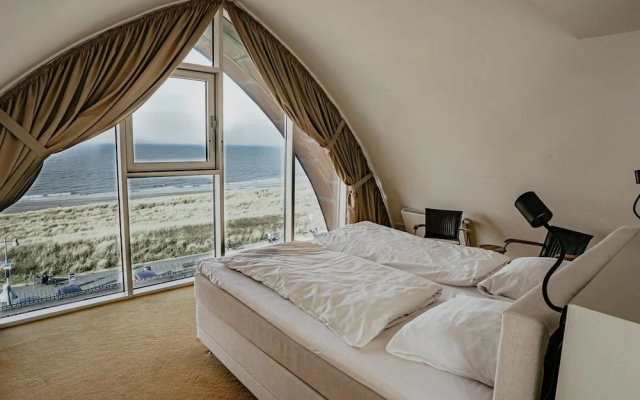 Apartment in Egmond With Sea Views