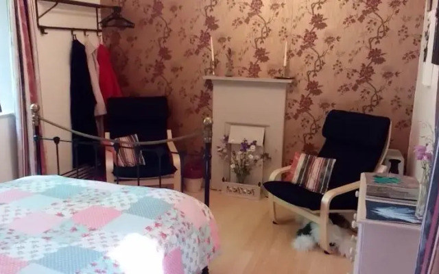 Capper Kirk Bed And Breakfast