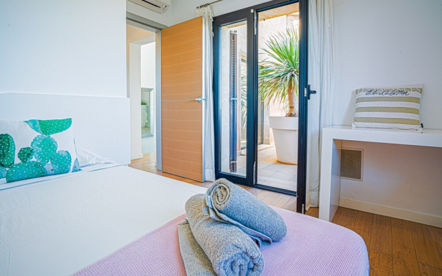 Sa Canoveta With Designer Kitchen