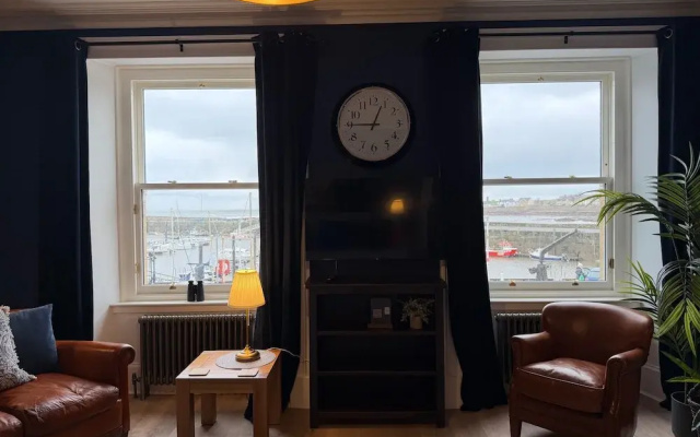 Seaview Apartment - 2bed on Anstruther Harbour
