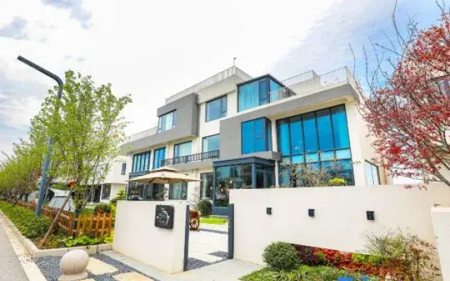 Kunshan Yuting Qishe Homestay (Shangmingdian)
