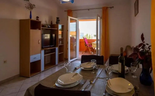 2 Persons Apartment in Pasman