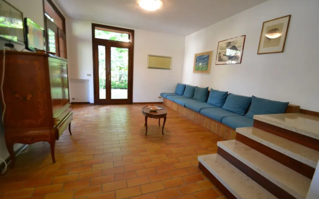 Villa With Garden Near the Beach