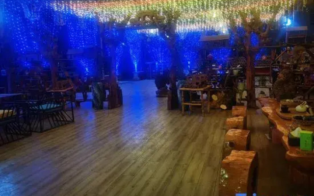 Tukes Ligong Be Courtyard Homestay Reception Center