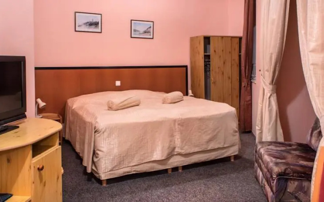 Hotel Pangea