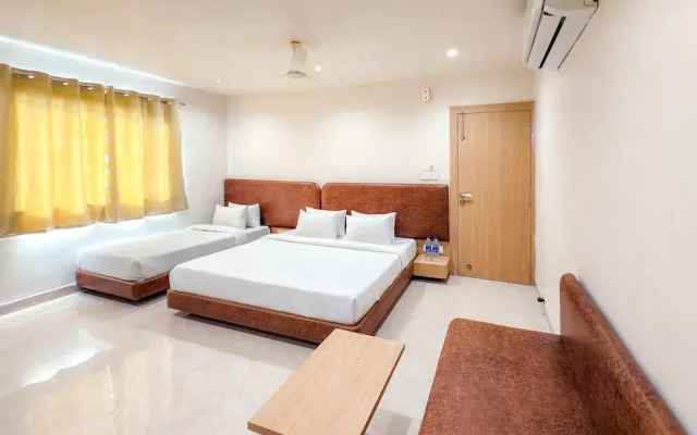 Hotel Anand