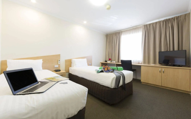 Ramada Encore by Wyndham Belconnen Canberra