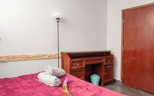 Apt in Del Valle Great Location near WTC