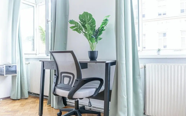 Modern Apt Near Danube Canal Long Stay