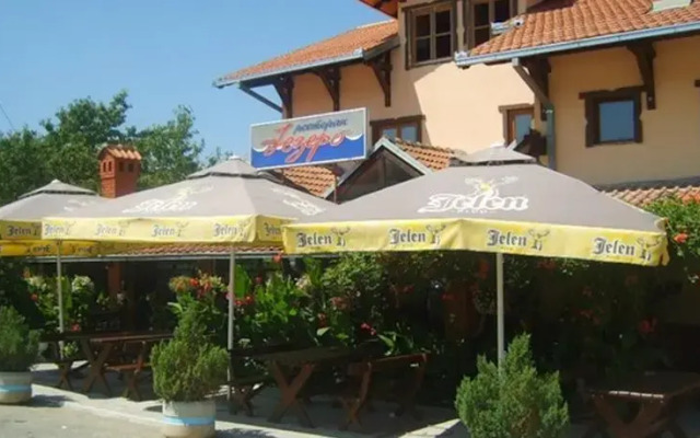 Motel Jezero