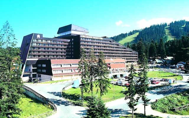 Hotel Samokov вид на фасад