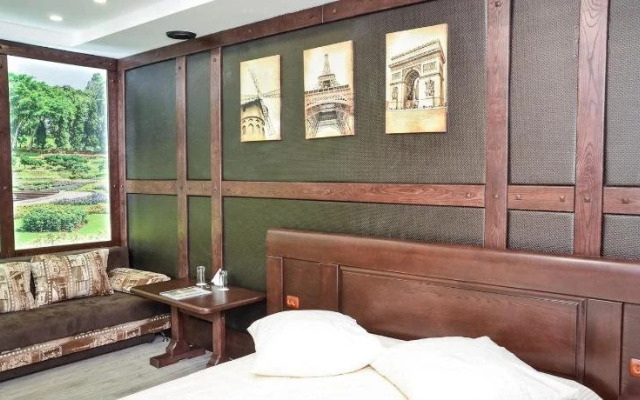 Nashe Misto Guest House