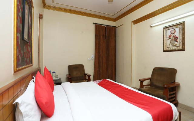 Minar Hotel