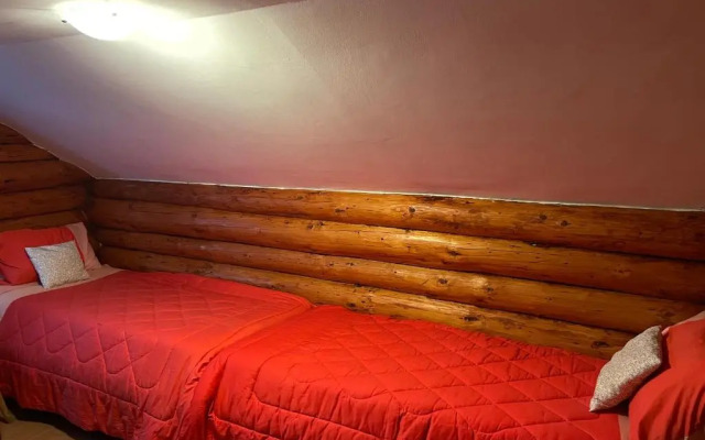 Stunning 4-bed Chalet in Bran With Superb Panorama