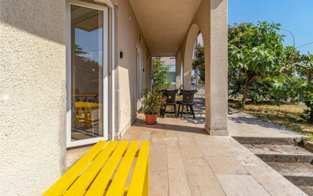 Beautiful Apartment in Crikvenica With Wifi
