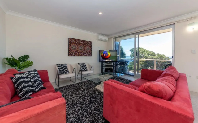 Laman Lodge, Unit 5, 15 Laman Street