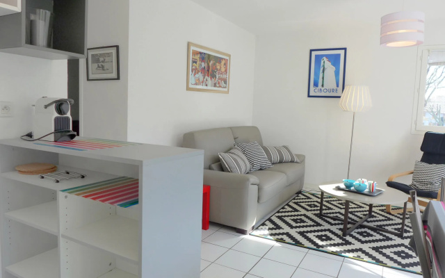 Apartment Ikara
