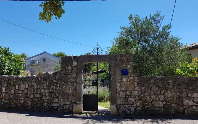 Holiday Home Banalu