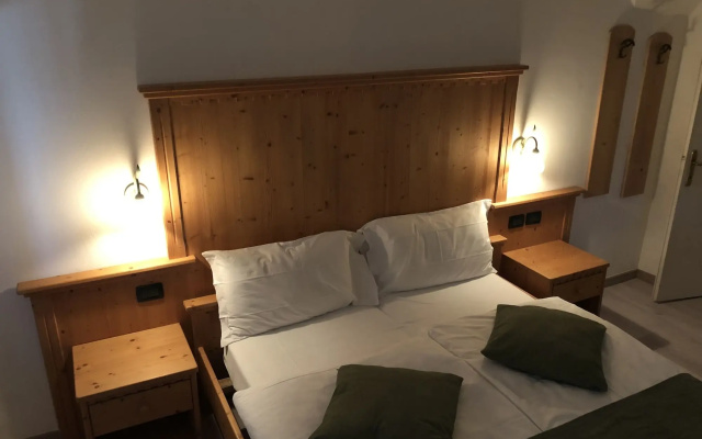 Albergo Alla Costa