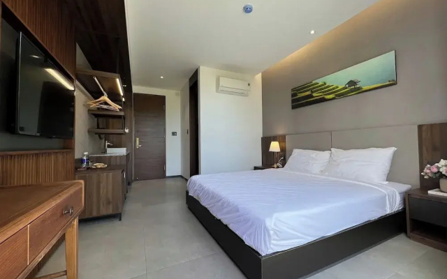 Field Villa