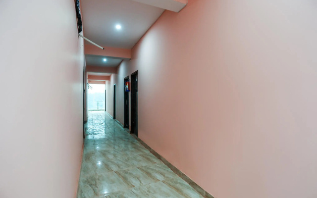 OYO 63814 The New View Hotel