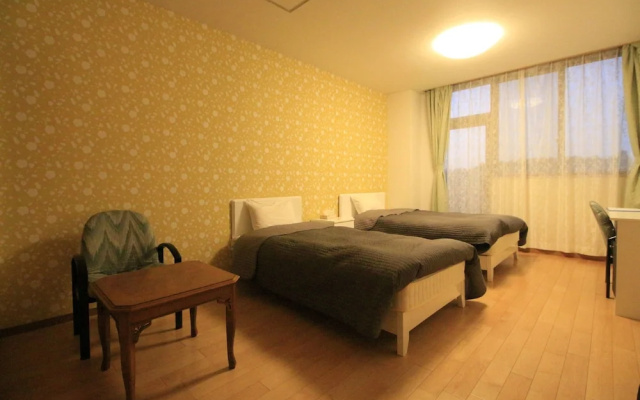 Hotel Swan Lake Nagara