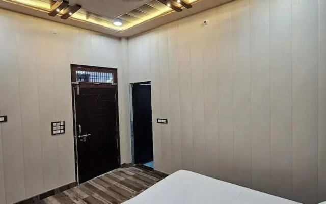Vinayak Guest House BnB