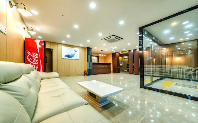 Sky Hotel