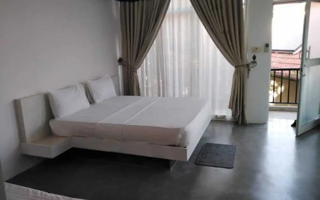 Kay Jay Beach House - Pasikudha