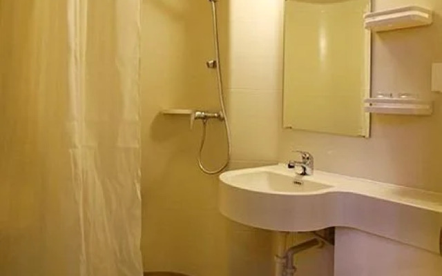 Yangshuo Hao Ting Business Hotel
