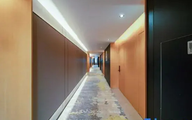 Viais Hotel