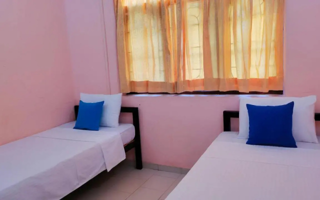 A4 Beach Hostel Negombo