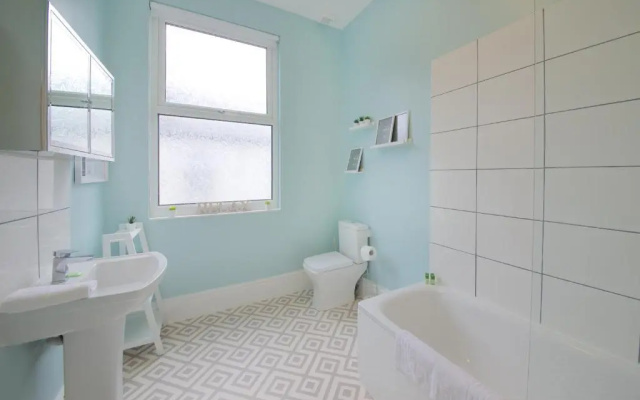 Air Host and Stay - Arkles House sleeps 7