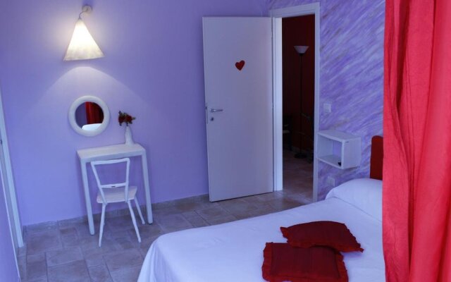 Отель Art B&B Joyful People Альберобелло комната для гостей