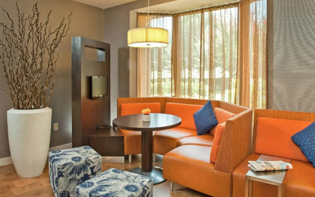 Courtyard by Marriott Frederick