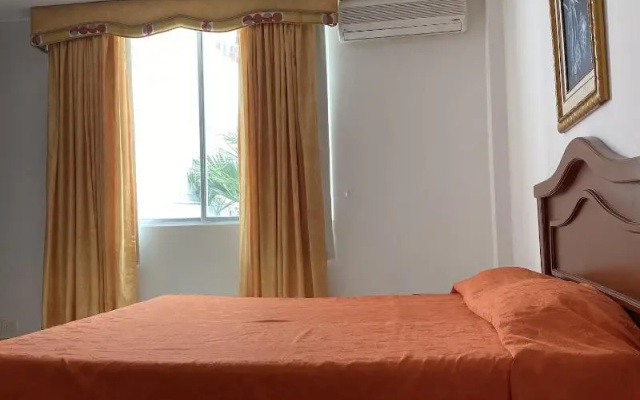 Hotel Cinera