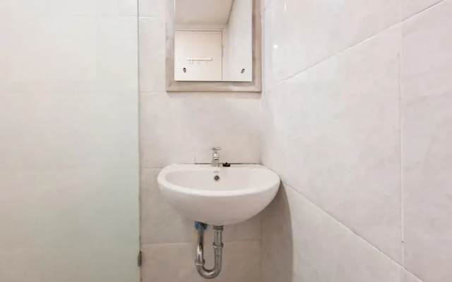 Pleasant Studio Apartment Parkland Avenue
