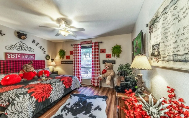 Sisters Too by Ruidoso Vacation Rentals