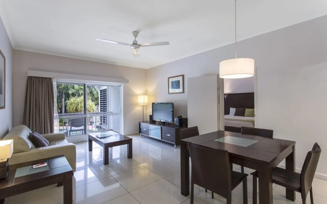 Novotel Palm Cove Resort
