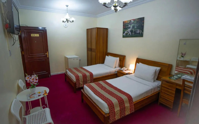 Al Karnak Hotel