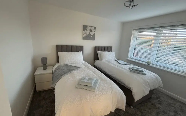 2 Bedroom, Cozy Coastal Retreat in Anstruther