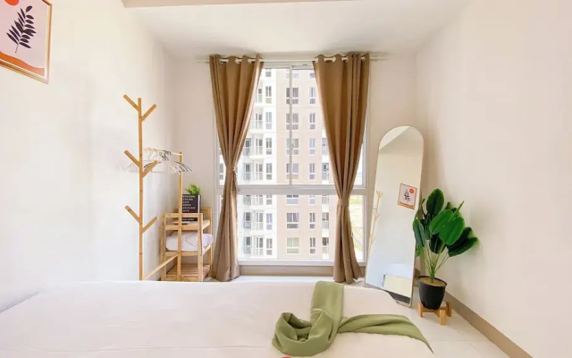 Fancy and Homey 2BR at Tokyo Riverside PIK 2 Apartment