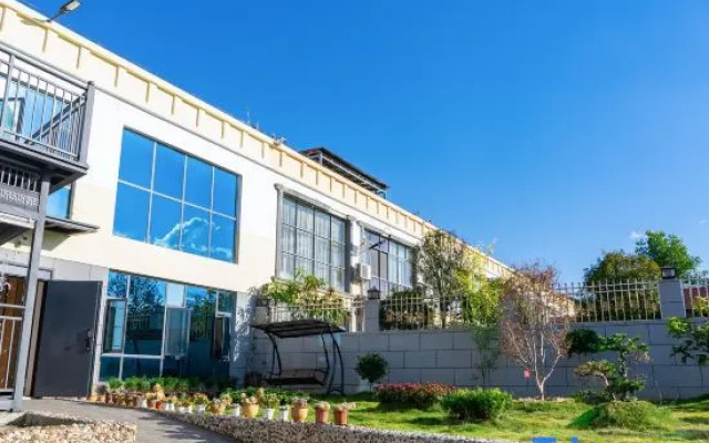 Lincang Yunzhe Yishu Sky Garden Resort Villa