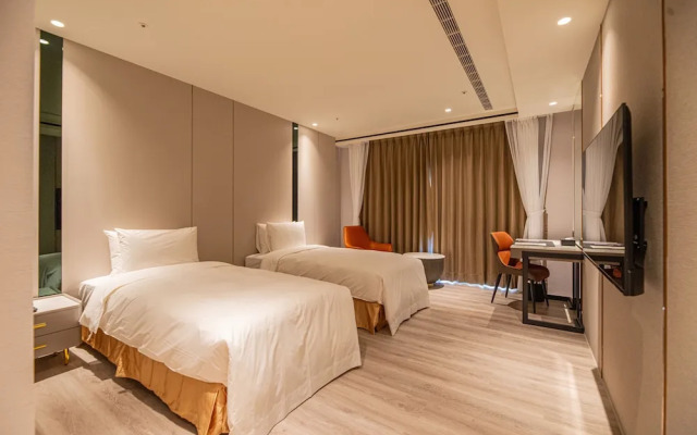 JingIn Hotel