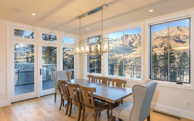 Overlook Haus by Exceptional Stays