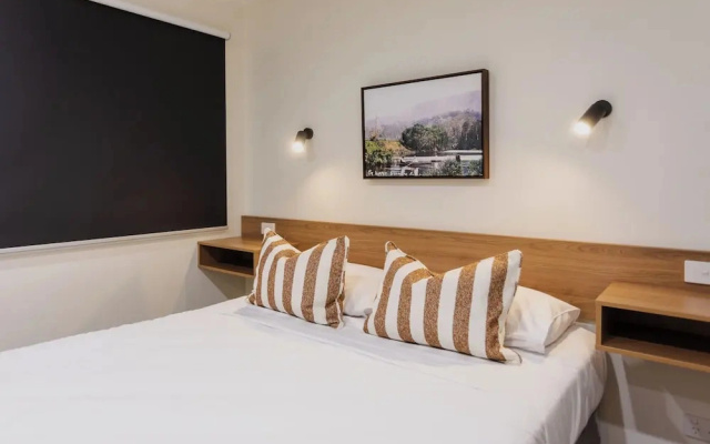Coomera Lodge Hotel