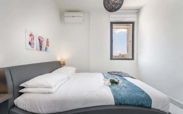 Even Israel Apartments