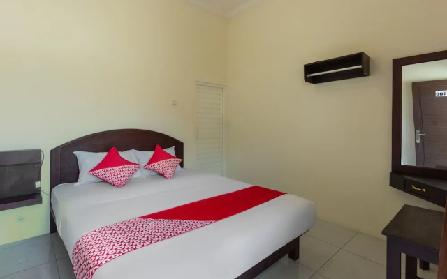 Hotel O near Mall Panakukang formerly Rika Hotel Makassar